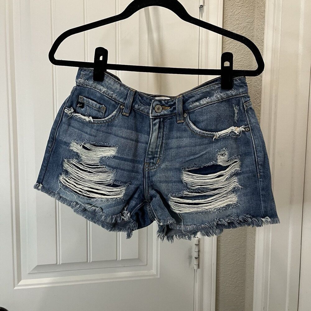 Kancan Estilo Denim Raw Hem Distressed Jean Shorts Size 7/27 KC8377M Medium Wash - Picture 2 of 10